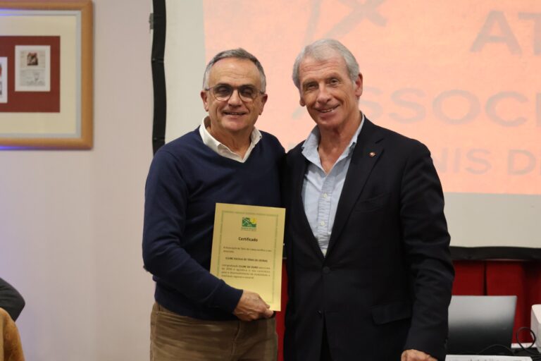 foto jantar de camepoes